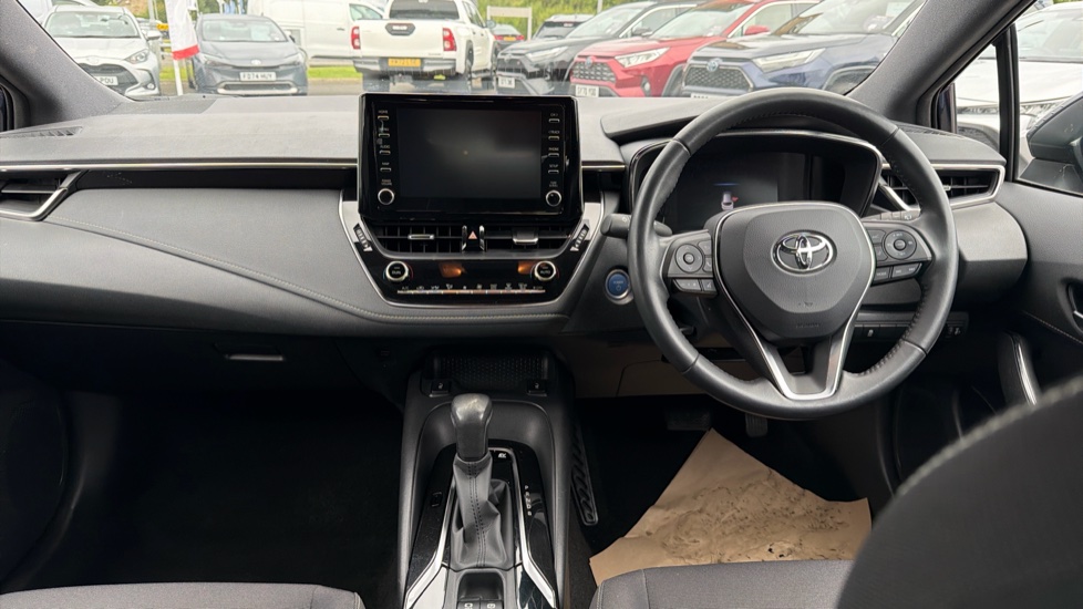 Toyota Corolla 1.8 VVT-i Hybrid Icon 5dr CVT Hybrid Estate - Image 6