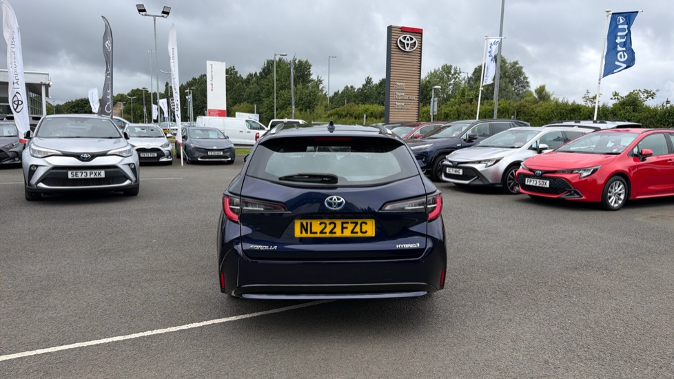 Toyota Corolla 1.8 VVT-i Hybrid Icon 5dr CVT Hybrid Estate - Image 26
