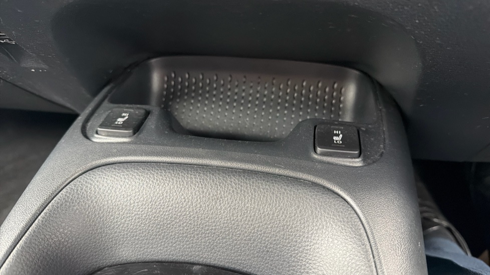 Toyota Corolla 1.8 VVT-i Hybrid Icon 5dr CVT Hybrid Estate - Image 41