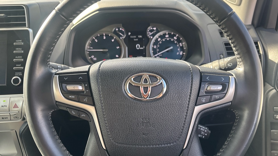 Toyota Land Cruiser 2.8 D-4D 204 Active 5dr Auto 7 Seats Diesel Station Wagon - Image 10