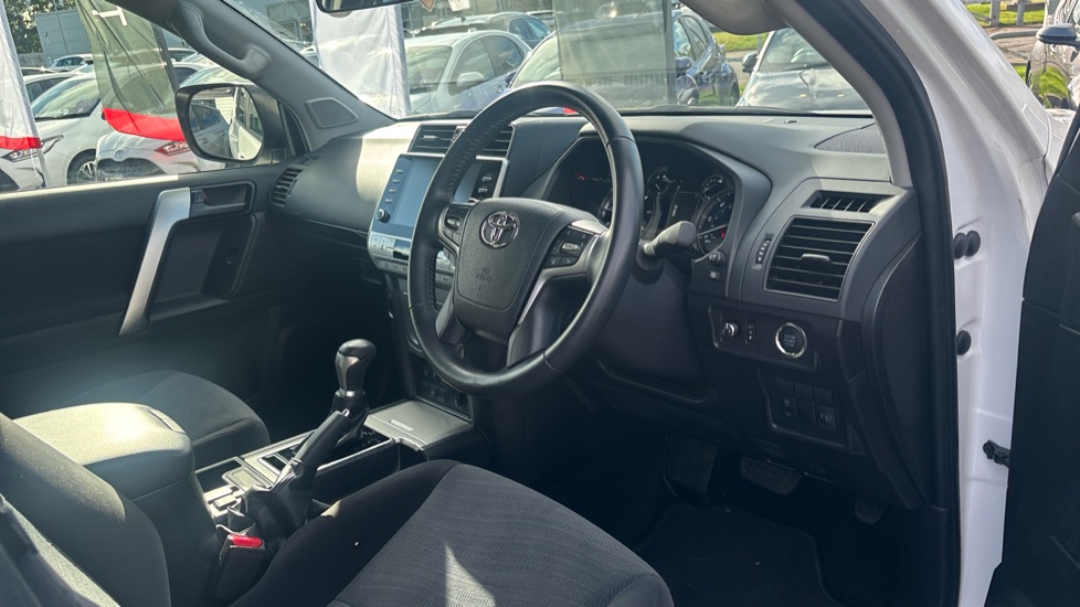 Toyota Land Cruiser 2.8 D-4D 204 Active 5dr Auto 7 Seats Diesel Station Wagon - Image 12
