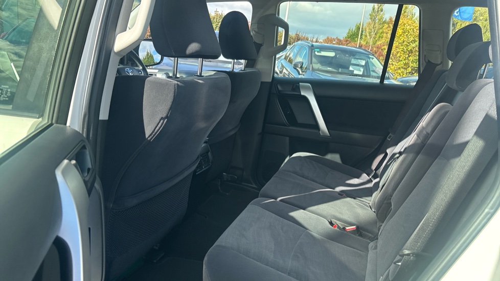 Toyota Land Cruiser 2.8 D-4D 204 Active 5dr Auto 7 Seats Diesel Station Wagon - Image 15