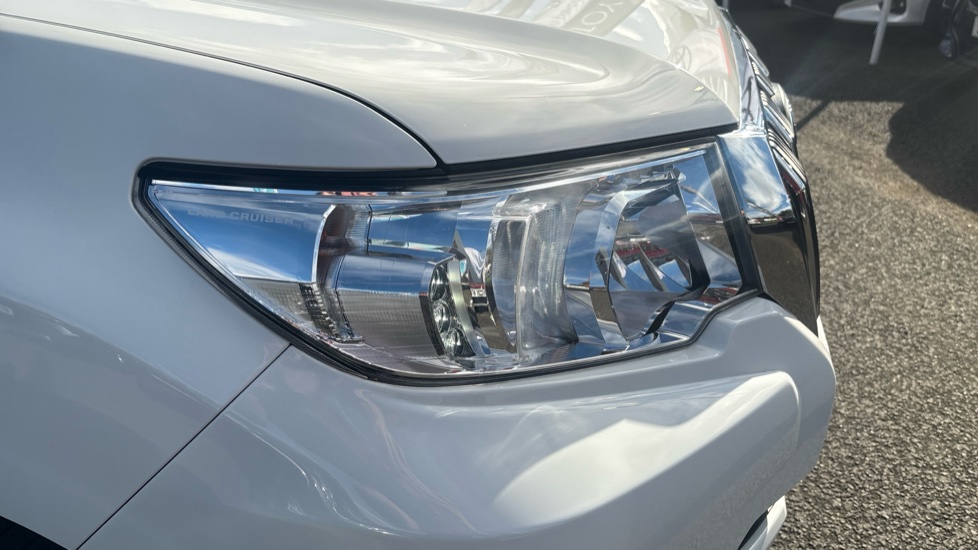Toyota Land Cruiser 2.8 D-4D 204 Active 5dr Auto 7 Seats Diesel Station Wagon - Image 20
