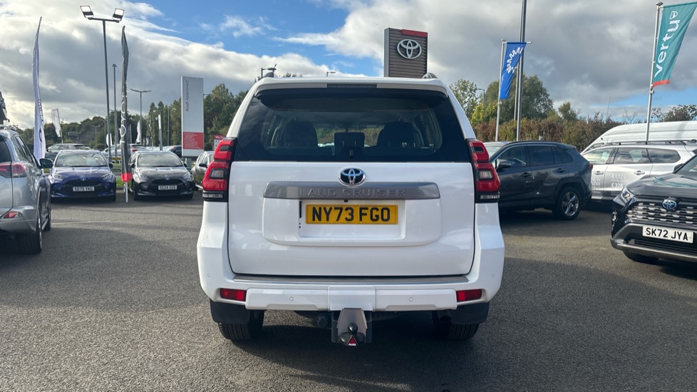 Toyota Land Cruiser 2.8 D-4D 204 Active 5dr Auto 7 Seats Diesel Station Wagon - Image 26