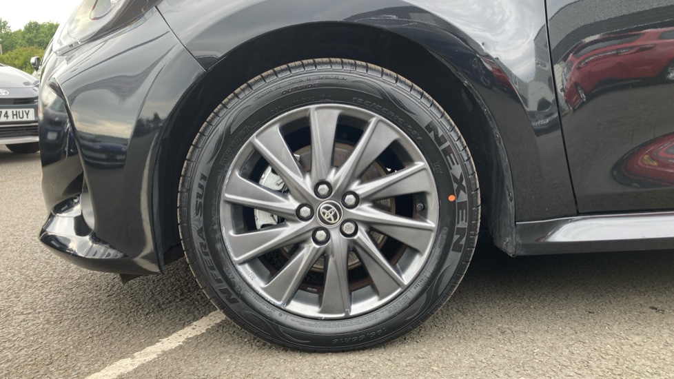 Toyota Yaris 1.5 Hybrid Icon 5dr CVT Hybrid Hatchback - Image 25