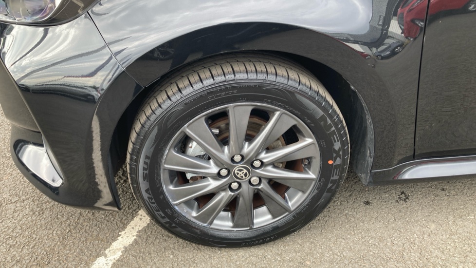Toyota Yaris 1.5 Hybrid Icon 5dr CVT Hybrid Hatchback - Image 29