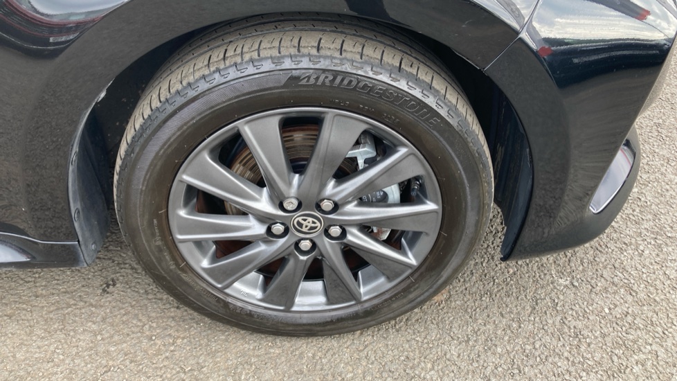 Toyota Yaris 1.5 Hybrid Icon 5dr CVT Hybrid Hatchback - Image 35