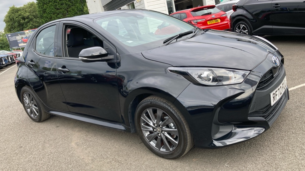 Toyota Yaris 1.5 Hybrid Icon 5dr CVT Hybrid Hatchback - Image 36