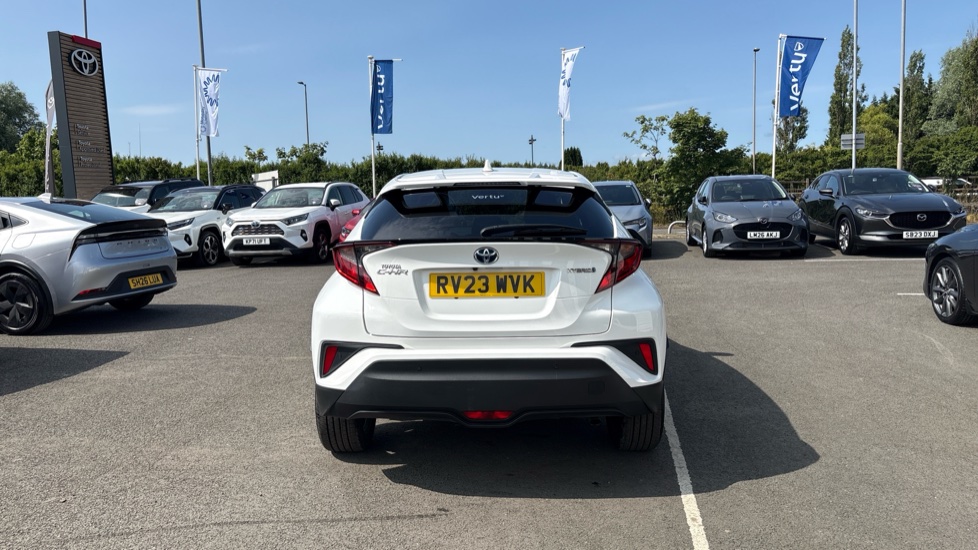 Toyota C-HR 1.8 Hybrid Design 5dr CVT Hybrid Hatchback - Image 26