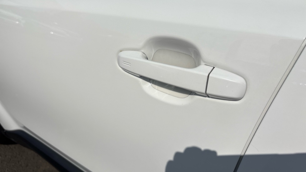 Toyota C-HR 1.8 Hybrid Design 5dr CVT Hybrid Hatchback - Image 55