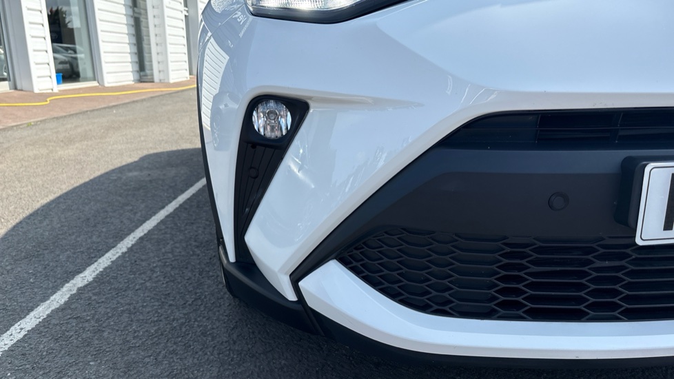 Toyota C-HR 1.8 Hybrid Design 5dr CVT Hybrid Hatchback - Image 60