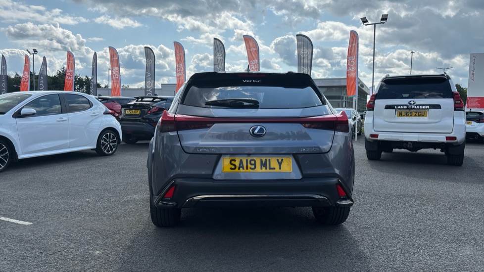 Lexus UX 250h 2.0 F-Sport 5dr CVT [Nav] Hybrid Hatchback - Image 26
