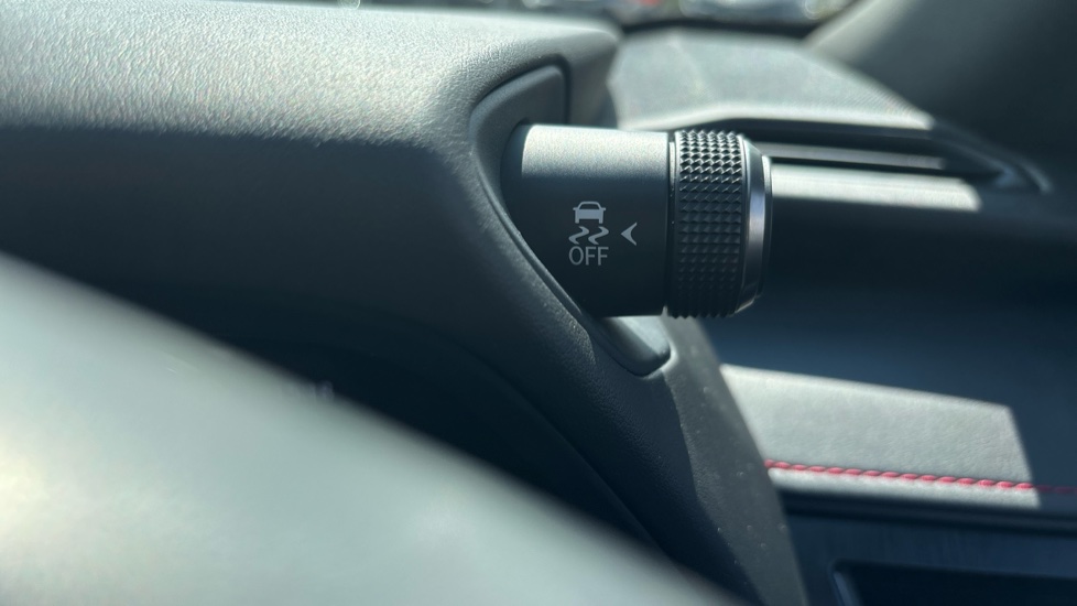 Lexus UX 250h 2.0 F-Sport 5dr CVT [Nav] Hybrid Hatchback - Image 45
