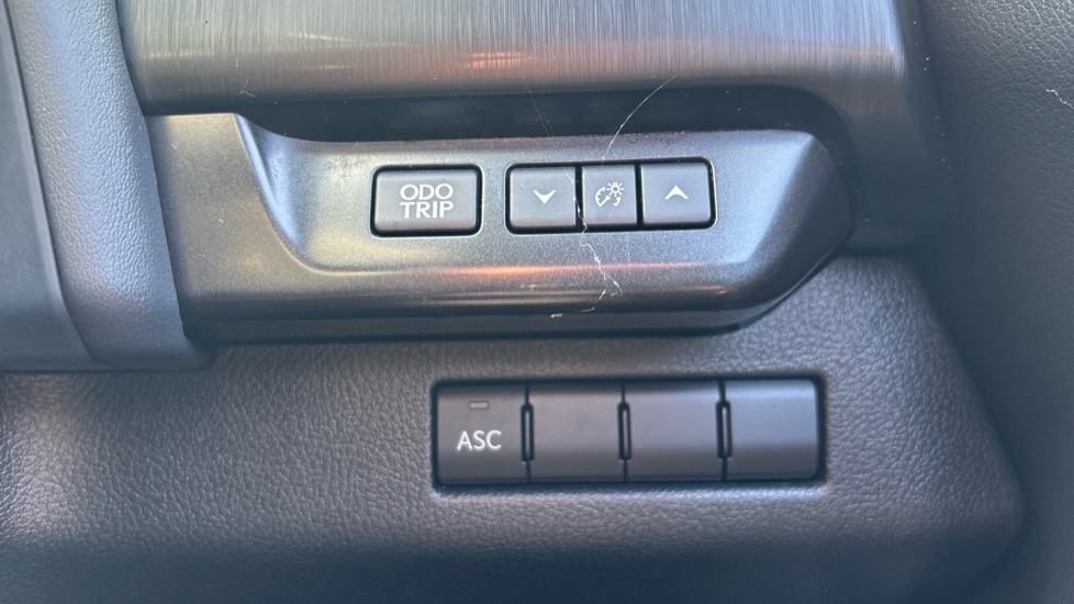 Lexus UX 250h 2.0 F-Sport 5dr CVT [Nav] Hybrid Hatchback - Image 51
