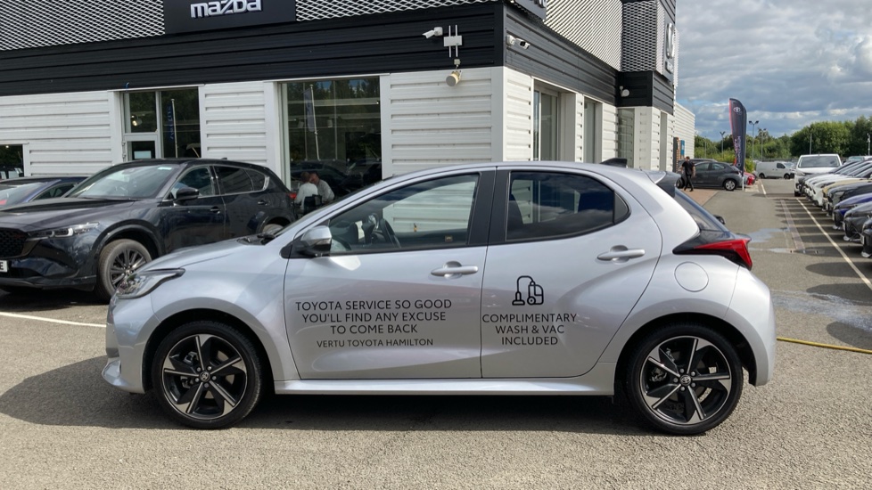 Toyota Yaris 1.5 Hybrid 130 Excel 5dr CVT Hybrid Hatchback - Image 24