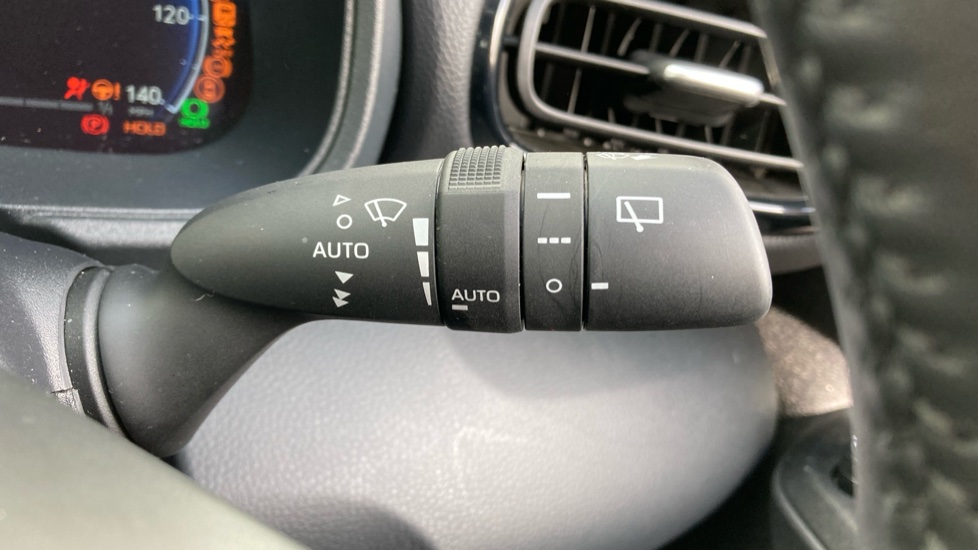 Toyota Yaris 1.5 Hybrid 130 Excel 5dr CVT Hybrid Hatchback - Image 39