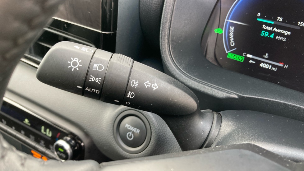 Toyota Yaris 1.5 Hybrid 130 Excel 5dr CVT Hybrid Hatchback - Image 41