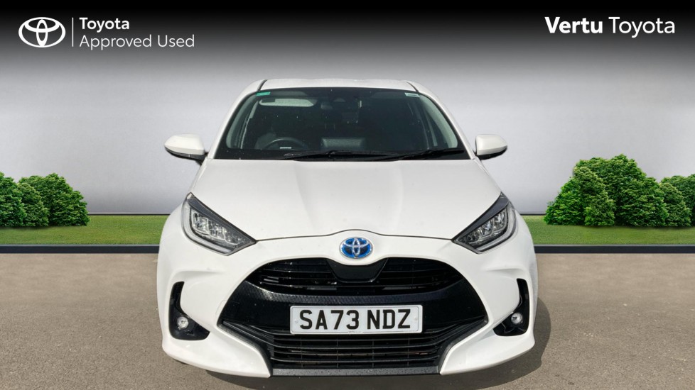 Toyota Yaris 1.5 Hybrid Design 5dr CVT Hybrid Hatchback - Image 22