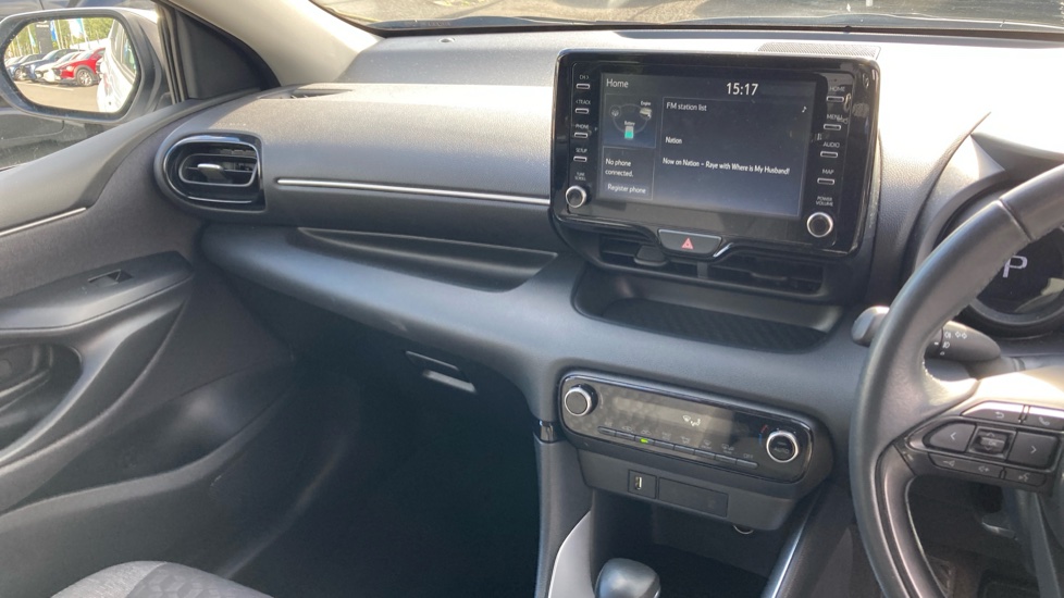 Toyota Yaris 1.5 Hybrid Design 5dr CVT Hybrid Hatchback - Image 48
