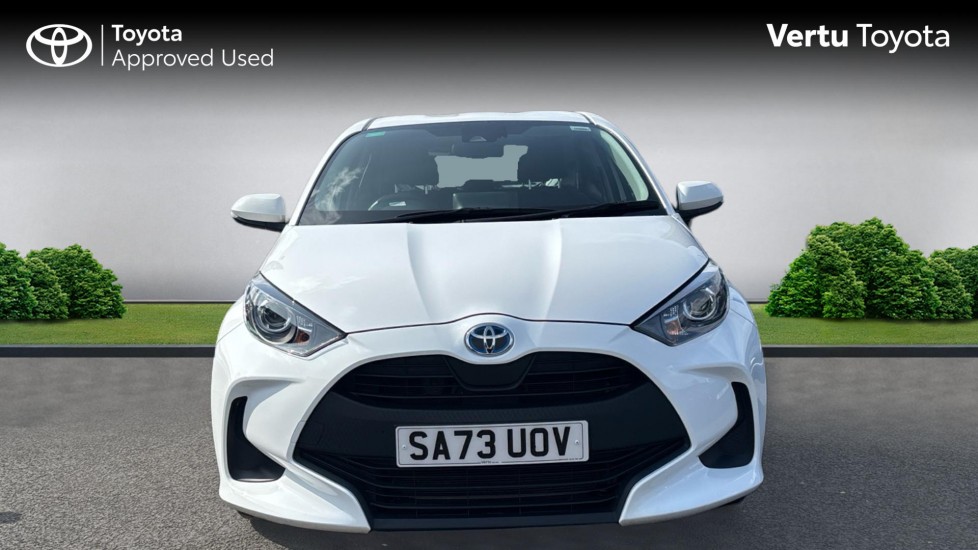 Toyota Yaris 1.5 Hybrid Icon 5dr CVT Hybrid Hatchback - Image 22