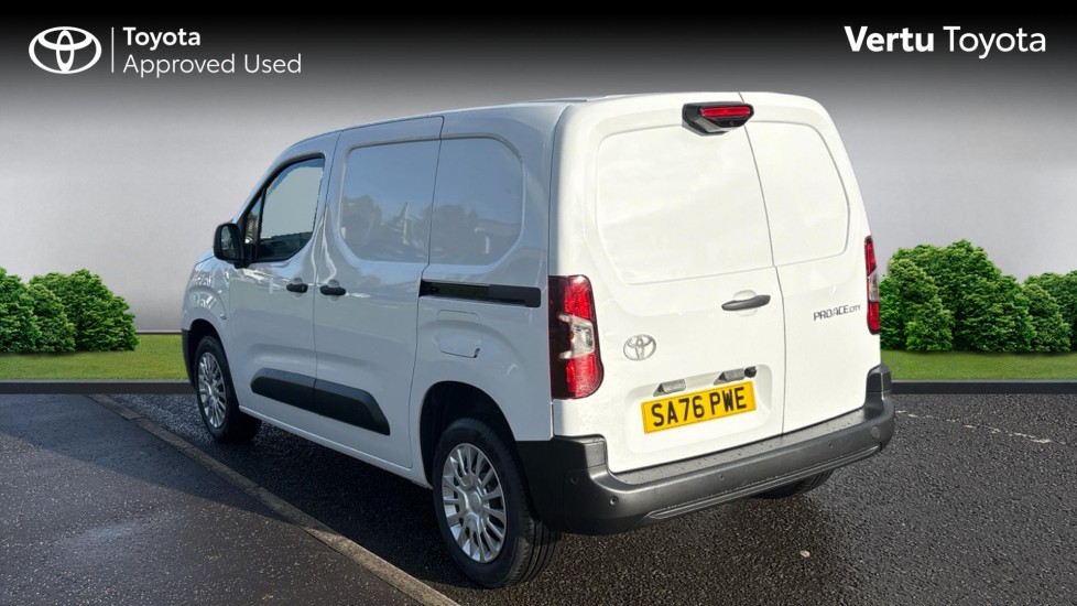 Toyota Proace City L1 Diesel 1.5D 100 Icon Van - Image 4