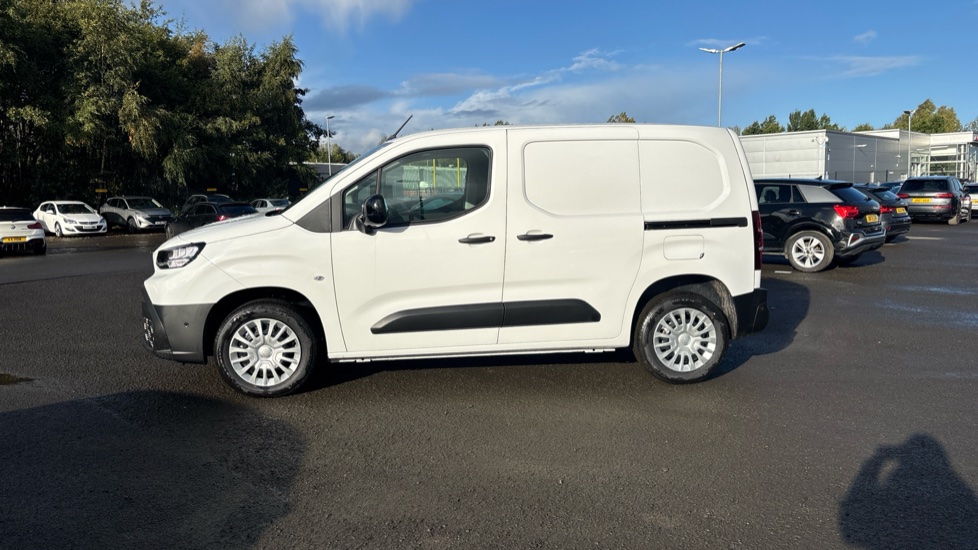 Toyota Proace City L1 Diesel 1.5D 100 Icon Van - Image 24