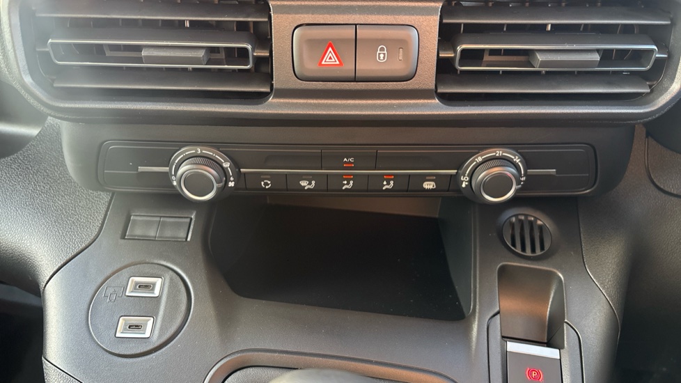 Toyota Proace City L1 Diesel 1.5D 100 Icon Van - Image 33
