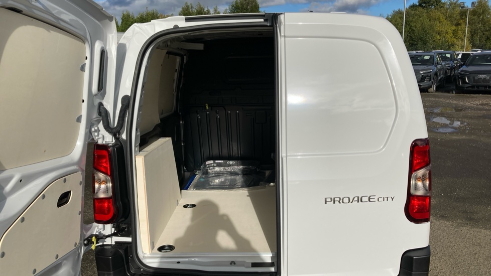 Toyota Proace City L1 Diesel 1.5D 100 Icon Van - Image 19