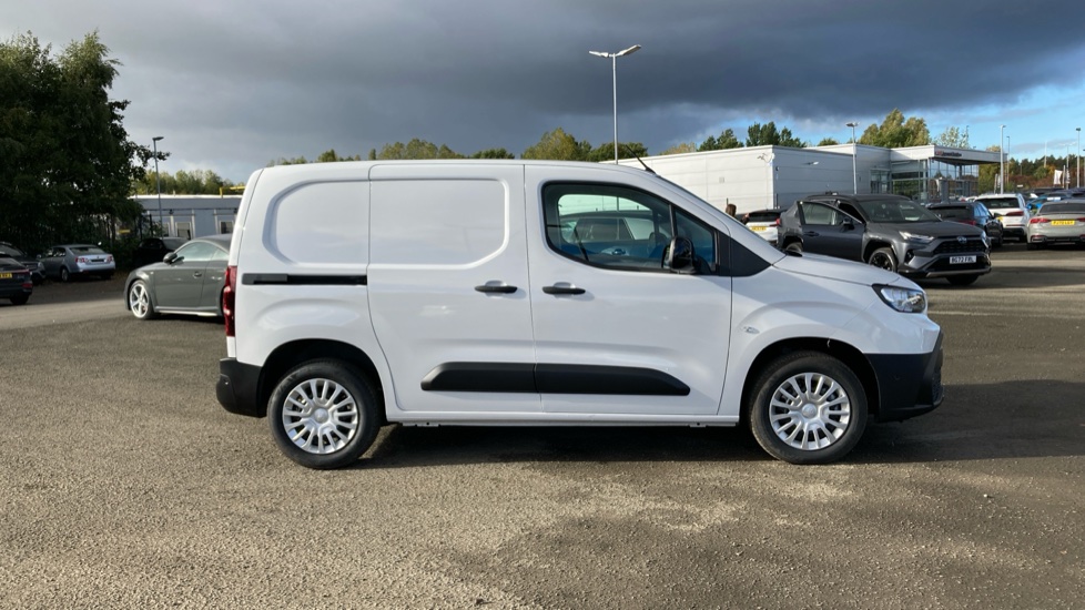 Toyota Proace City L1 Diesel 1.5D 100 Icon Van - Image 23