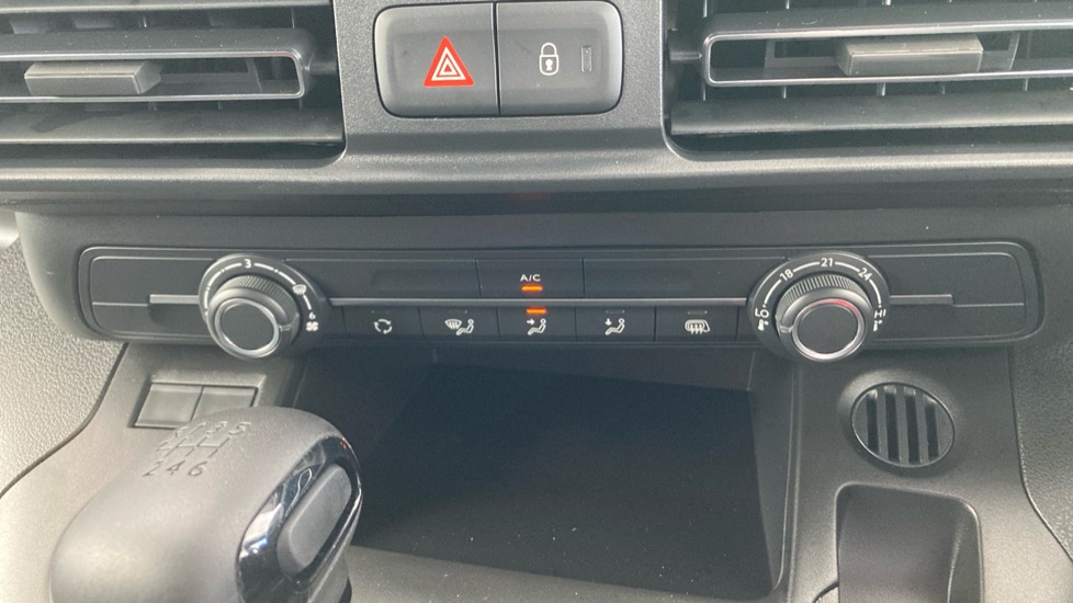 Toyota Proace City L1 Diesel 1.5D 100 Icon Van - Image 32