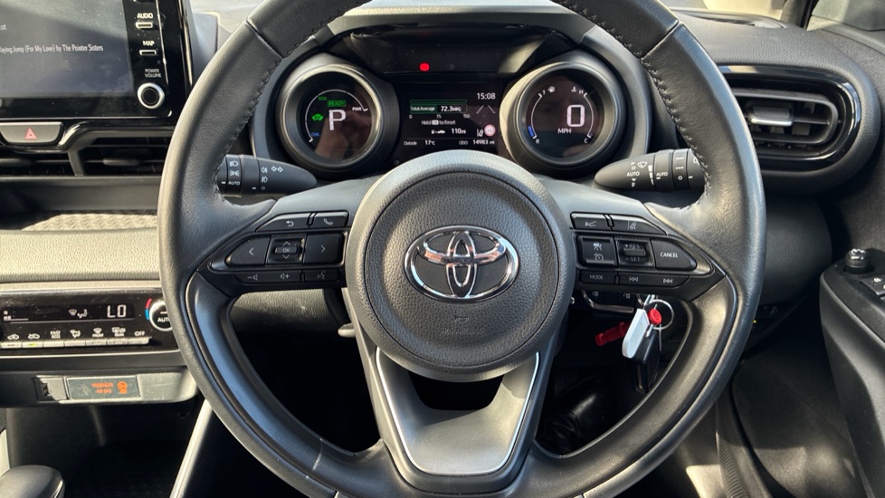 Toyota Yaris 1.5 Hybrid Design 5dr CVT Hybrid Hatchback - Image 10
