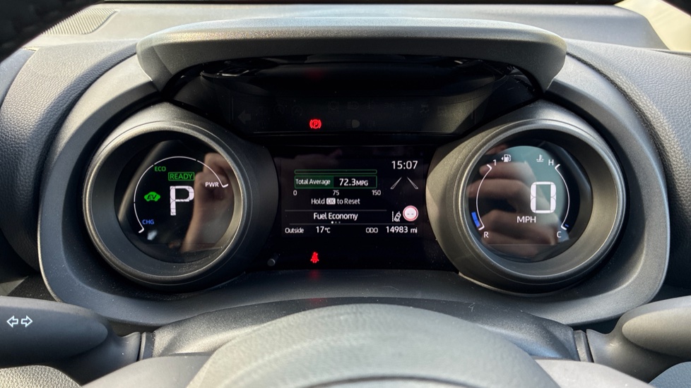 Toyota Yaris 1.5 Hybrid Design 5dr CVT Hybrid Hatchback - Image 11