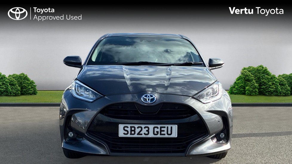 Toyota Yaris 1.5 Hybrid Design 5dr CVT Hybrid Hatchback - Image 22