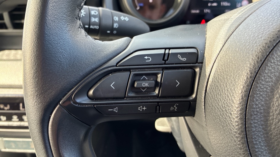 Toyota Yaris 1.5 Hybrid Design 5dr CVT Hybrid Hatchback - Image 40