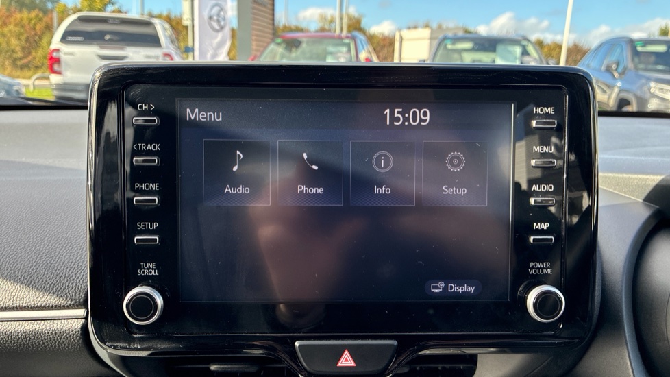 Toyota Yaris 1.5 Hybrid Design 5dr CVT Hybrid Hatchback - Image 43