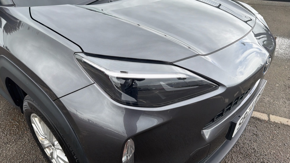 Toyota Yaris Cross 1.5 Hybrid Icon 5dr CVT Hybrid Estate - Image 20
