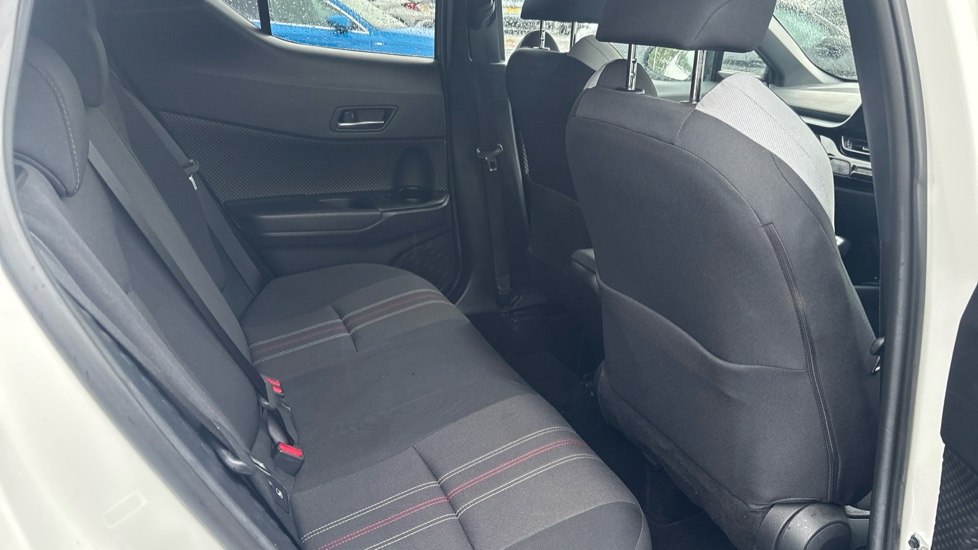 Toyota C-HR 1.8 Hybrid GR Sport 5dr CVT Hybrid Hatchback - Image 8