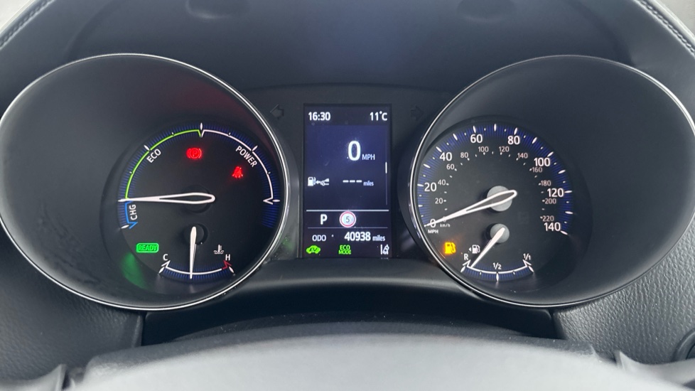 Toyota C-HR 1.8 Hybrid GR Sport 5dr CVT Hybrid Hatchback - Image 11