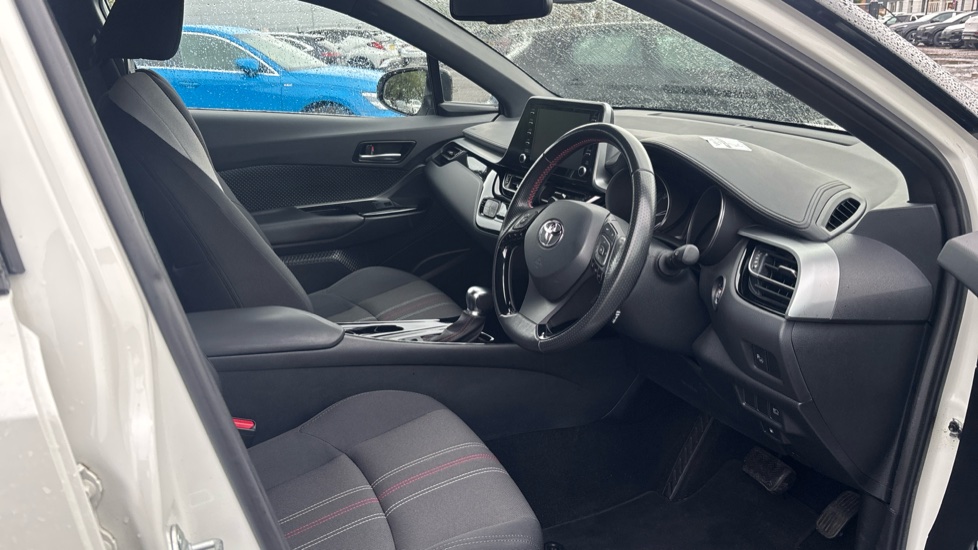 Toyota C-HR 1.8 Hybrid GR Sport 5dr CVT Hybrid Hatchback - Image 12