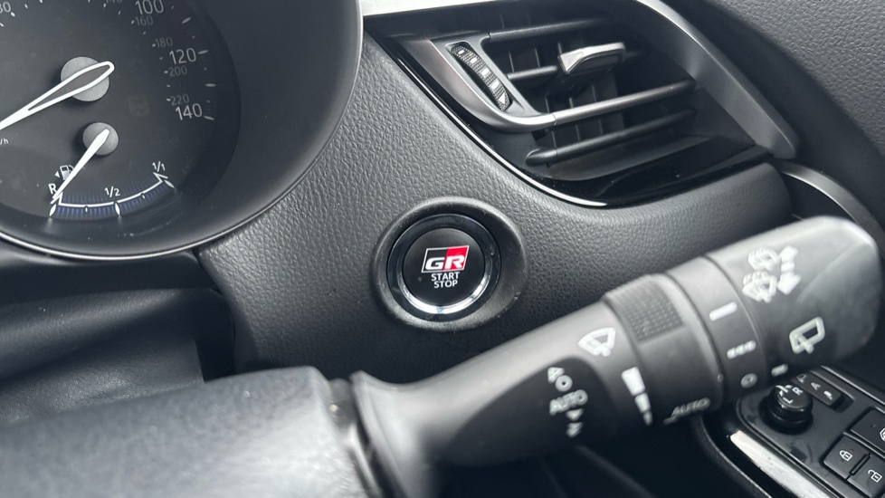 Toyota C-HR 1.8 Hybrid GR Sport 5dr CVT Hybrid Hatchback - Image 16