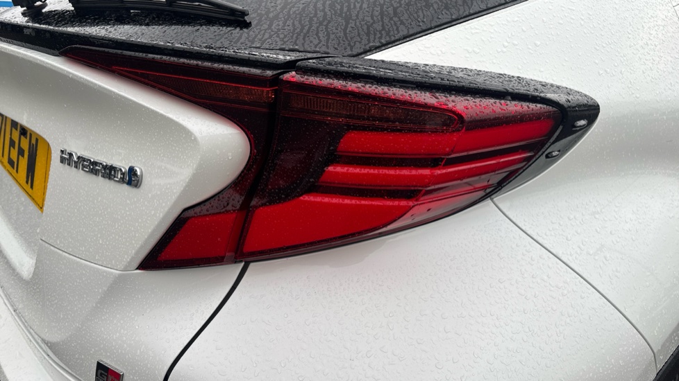 Toyota C-HR 1.8 Hybrid GR Sport 5dr CVT Hybrid Hatchback - Image 21