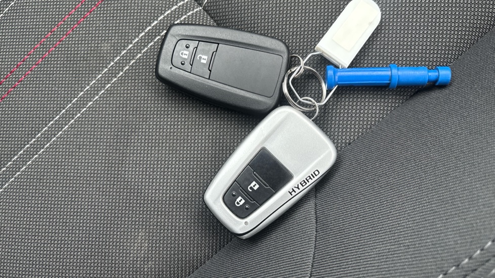 Toyota C-HR 1.8 Hybrid GR Sport 5dr CVT Hybrid Hatchback - Image 28