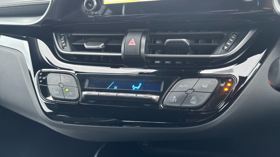 Toyota C-HR 1.8 Hybrid GR Sport 5dr CVT Hybrid Hatchback - Image 33