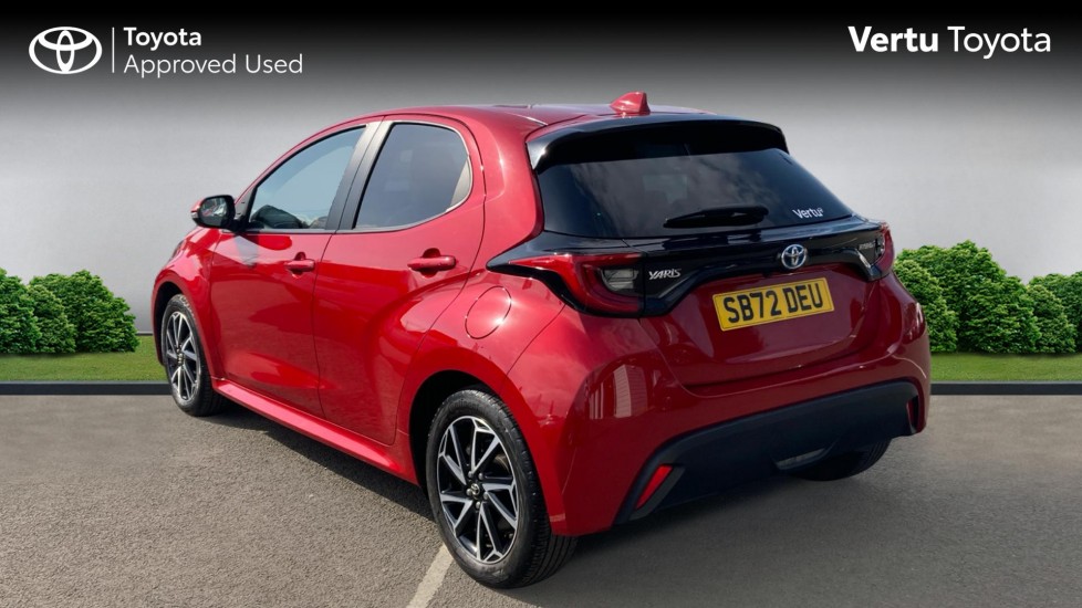 Toyota Yaris 1.5 Hybrid Design 5dr CVT Hybrid Hatchback - Image 4
