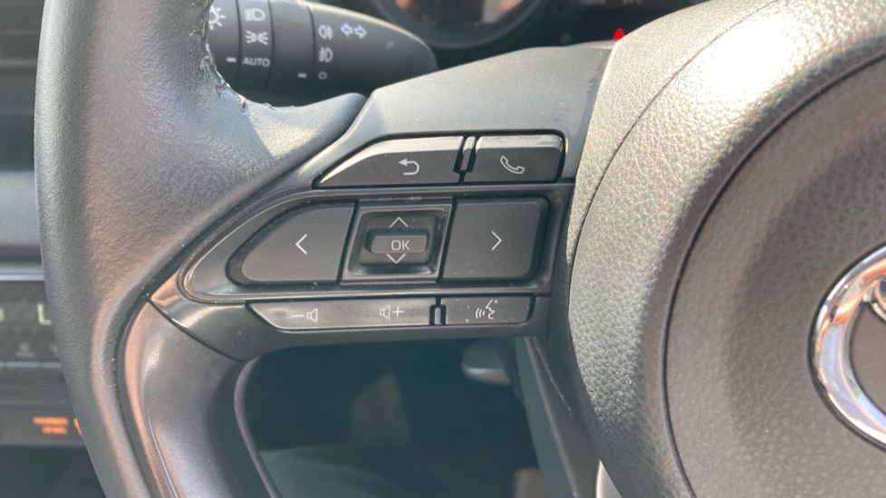 Toyota Yaris 1.5 Hybrid Design 5dr CVT Hybrid Hatchback - Image 32