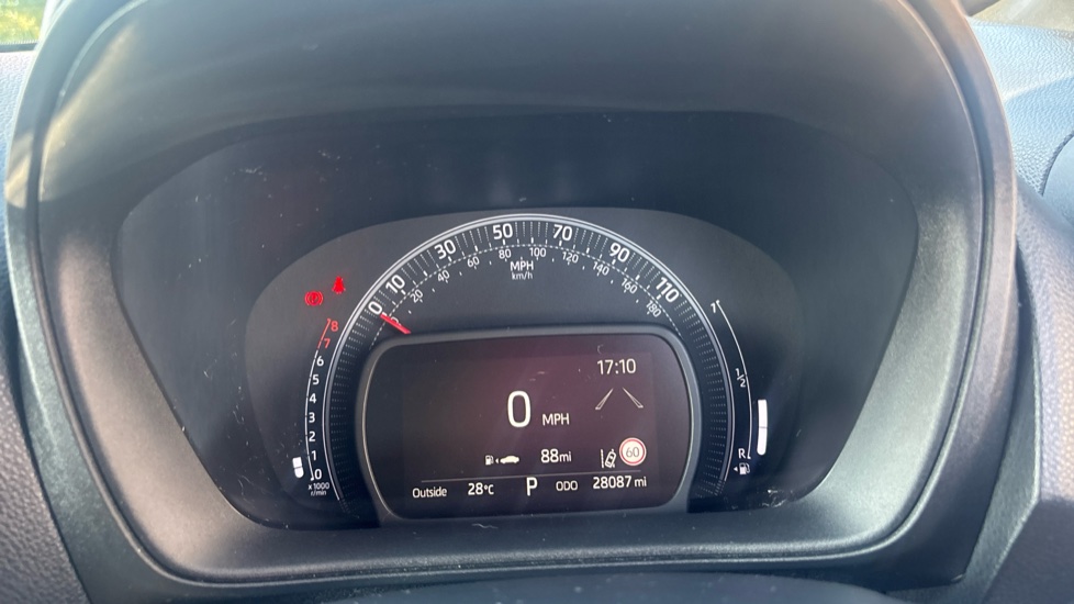 Toyota Aygo X 1.0 VVT-i Edge 5dr Auto Petrol Hatchback - Image 11