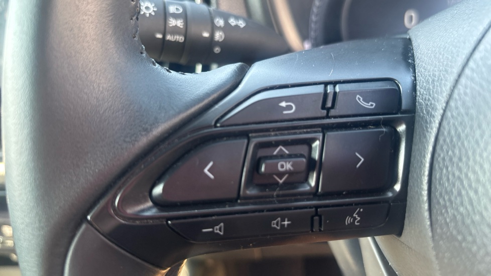 Toyota Aygo X 1.0 VVT-i Edge 5dr Auto Petrol Hatchback - Image 33