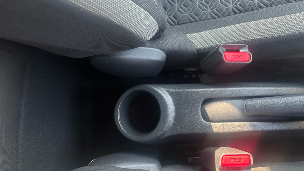 Toyota Aygo X 1.0 VVT-i Edge 5dr Auto Petrol Hatchback - Image 42