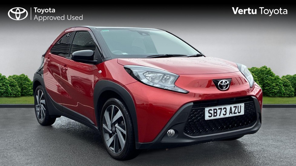 Toyota Aygo X 1.0 VVT-i Edge 5dr Auto Petrol Hatchback - Image 1