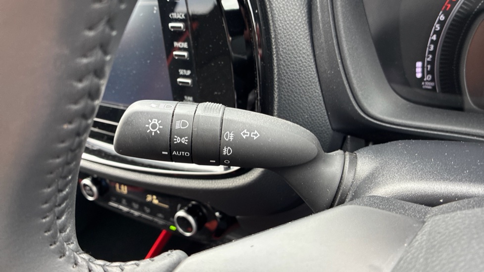 Toyota Aygo X 1.0 VVT-i Edge 5dr Auto Petrol Hatchback - Image 34
